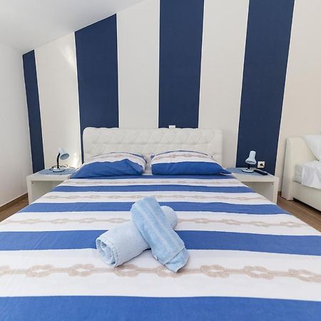 Apartman Lana Biograd Na Moru Eksteriør billede