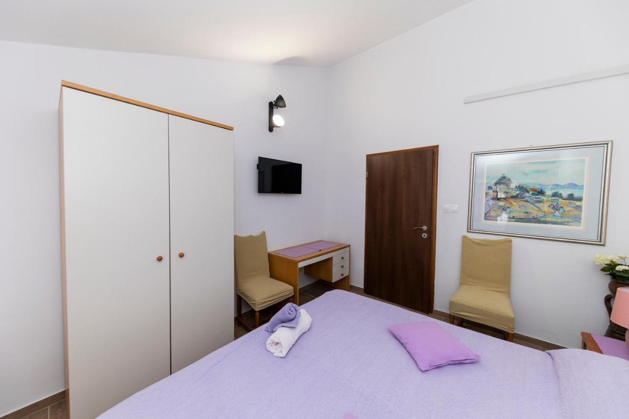 Apartman Lana Biograd Na Moru Eksteriør billede