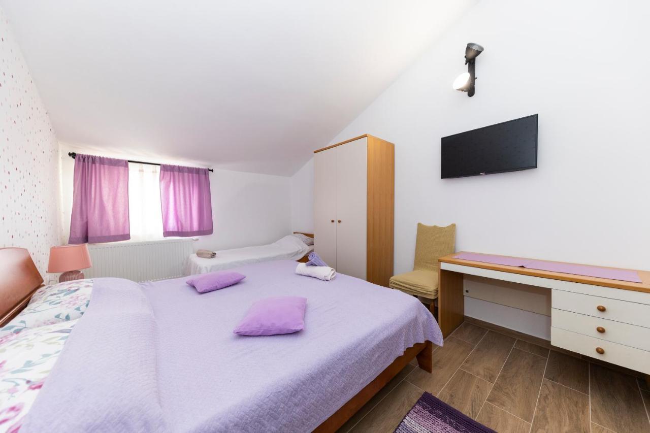 Apartman Lana Biograd Na Moru Eksteriør billede